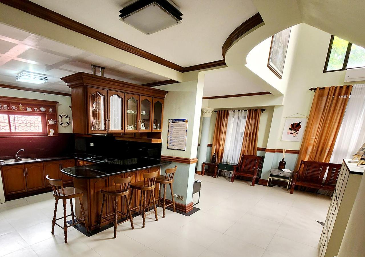 Leynes Taal Lake Resort And Hostel Tanauan  Exterior photo